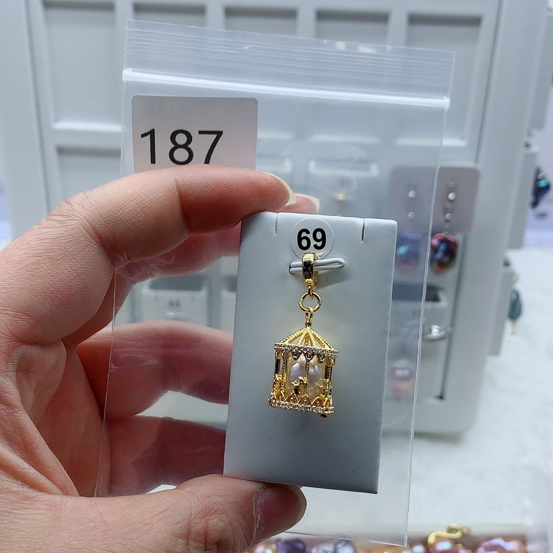 合金淡水珍珠吊坠(不含链)