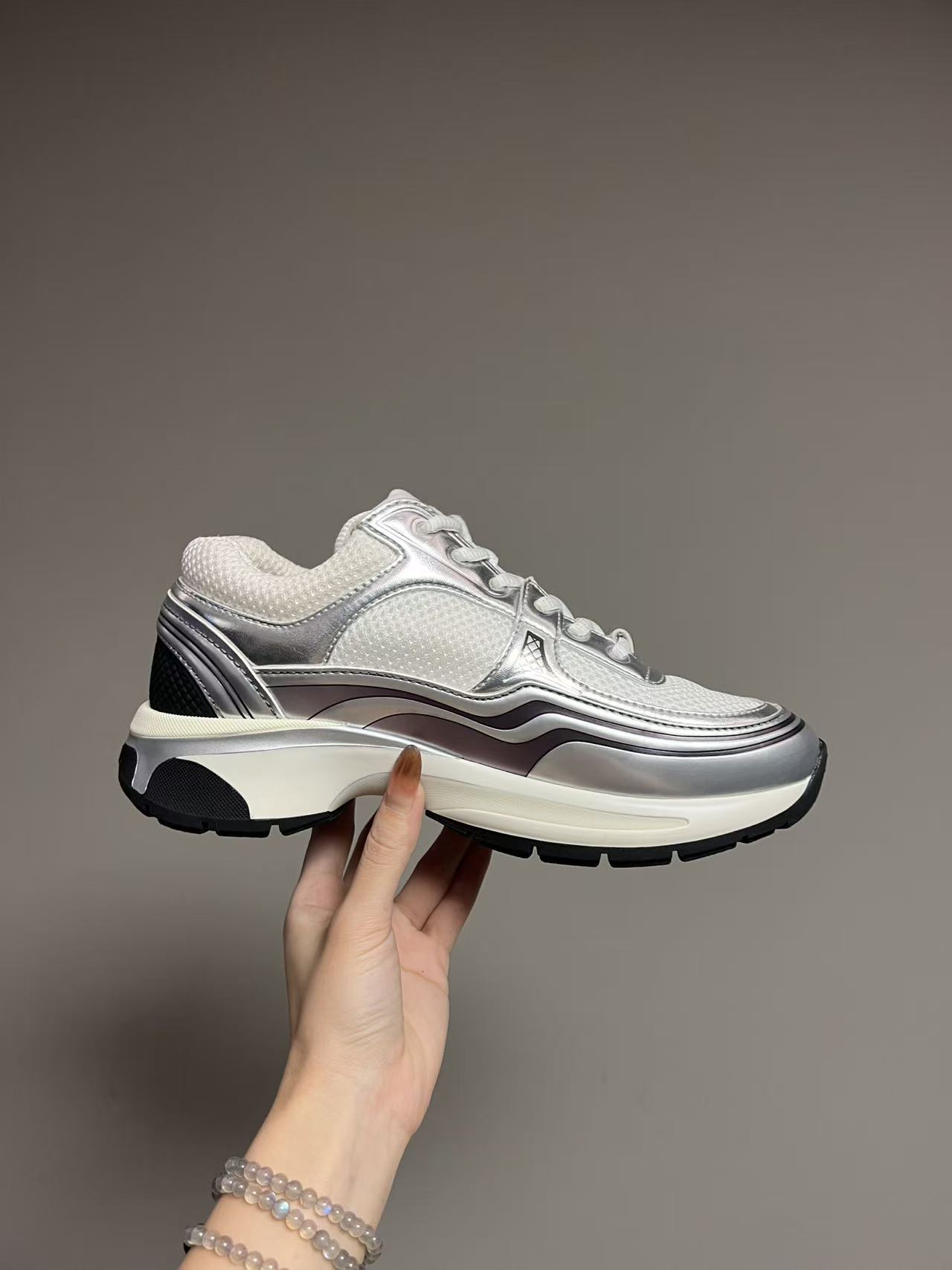 经典银角大王厚底运动鞋