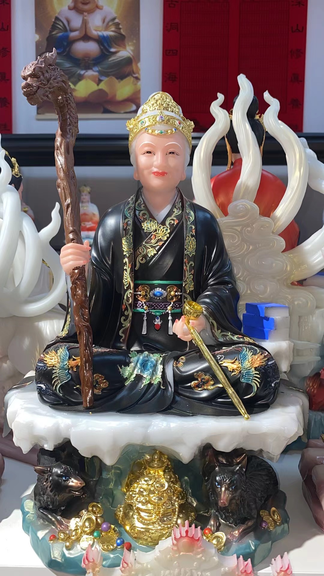  16寸合成汉白玉打坐大护法黑妈妈像