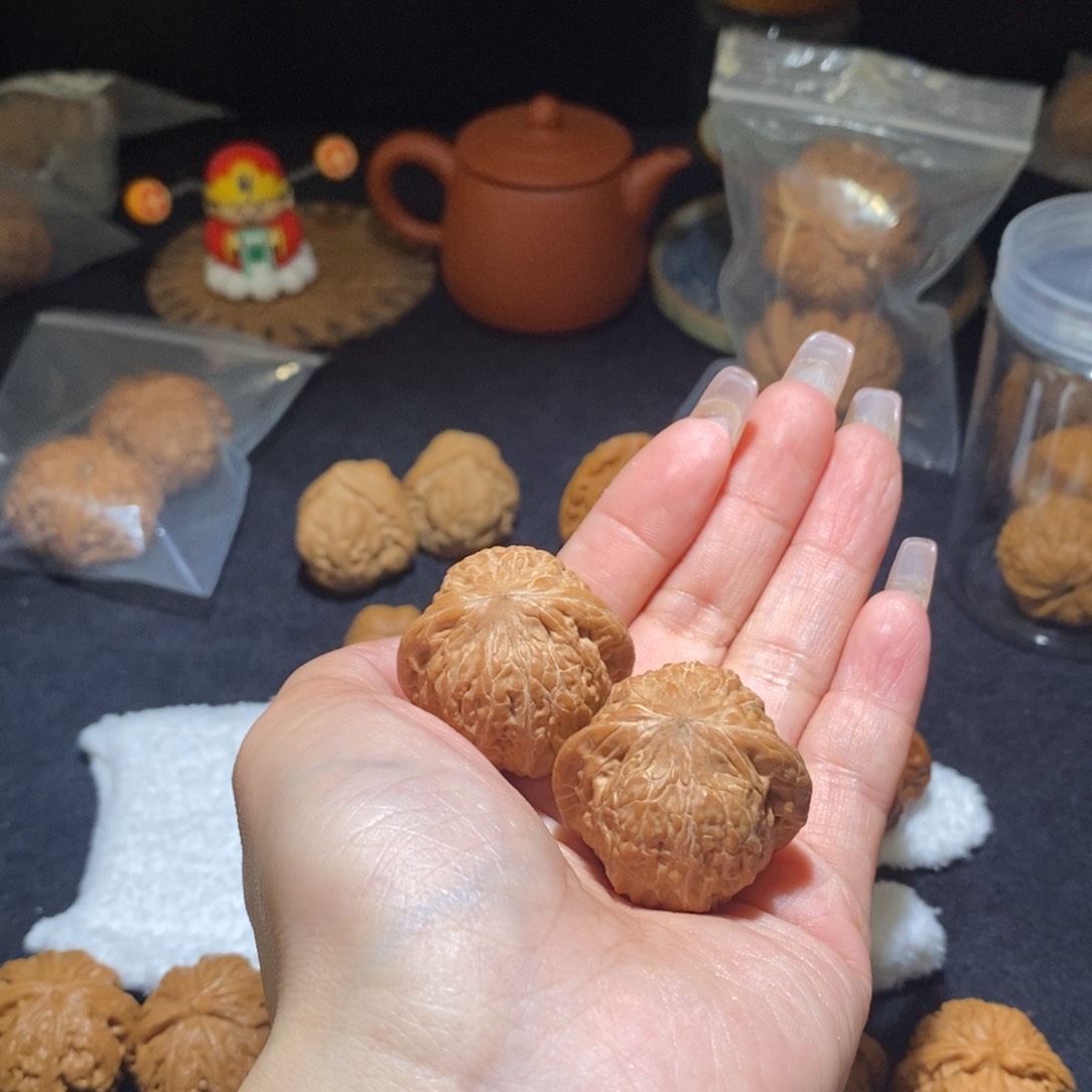 文玩核桃吊坠铁锤妹妹36