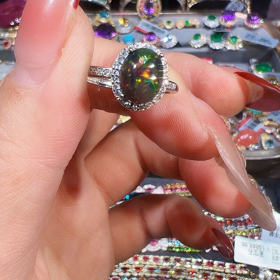 银S925镶嵌欧泊戒指