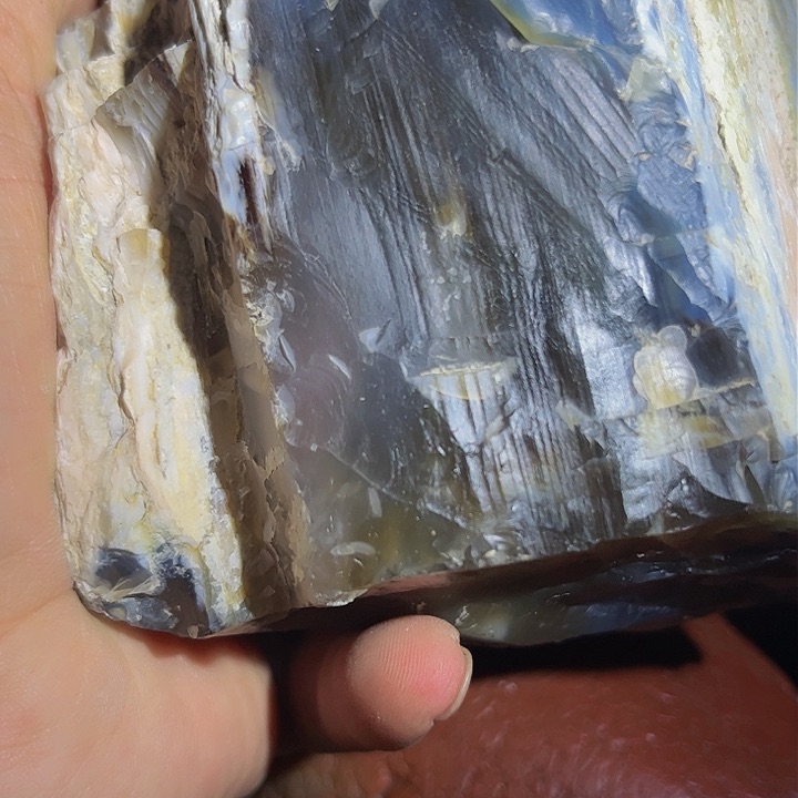 老挝石新****杨黄蜡石的设计