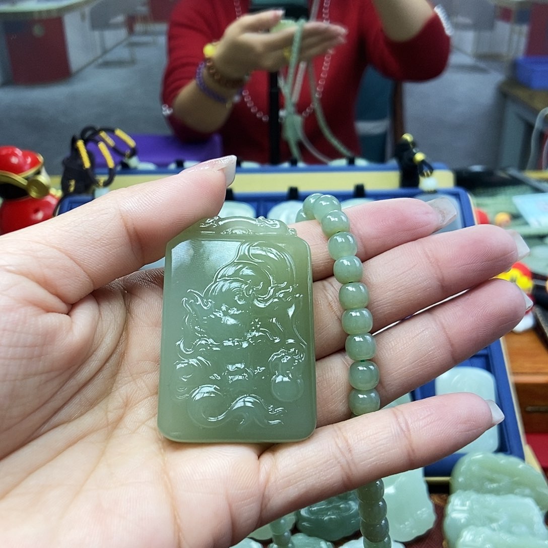 和田玉颈饰未镶嵌芝***6