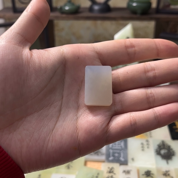 蛇纹石玉合金颈饰