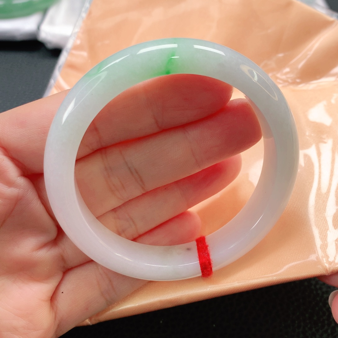 未镶嵌手镯翡翠56正