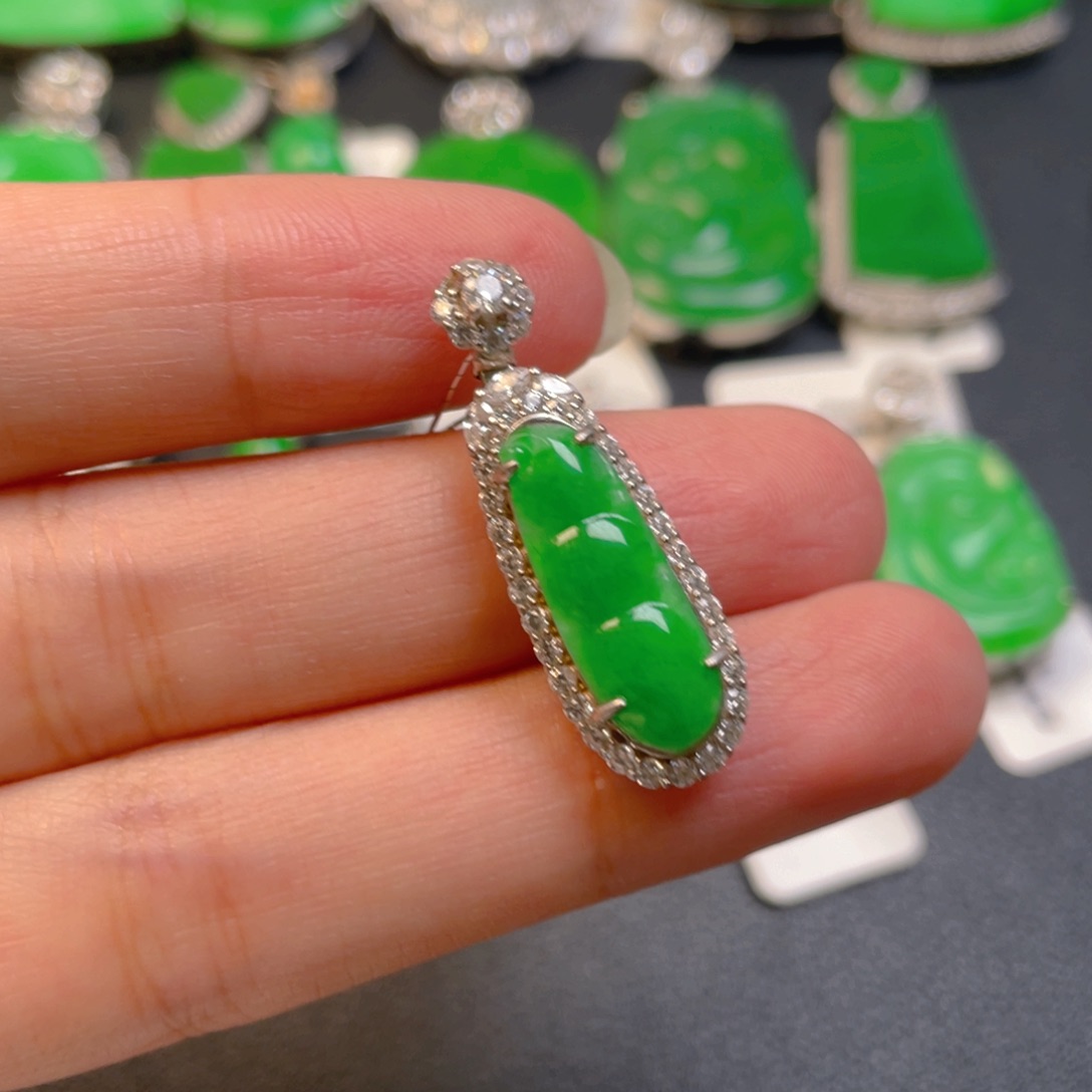 翡翠银S925镶嵌颈饰