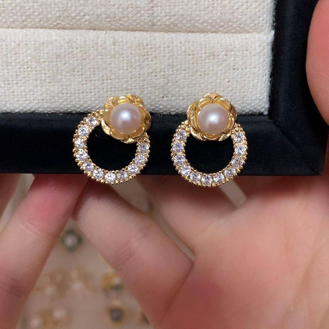 淡水珍珠耳饰合金