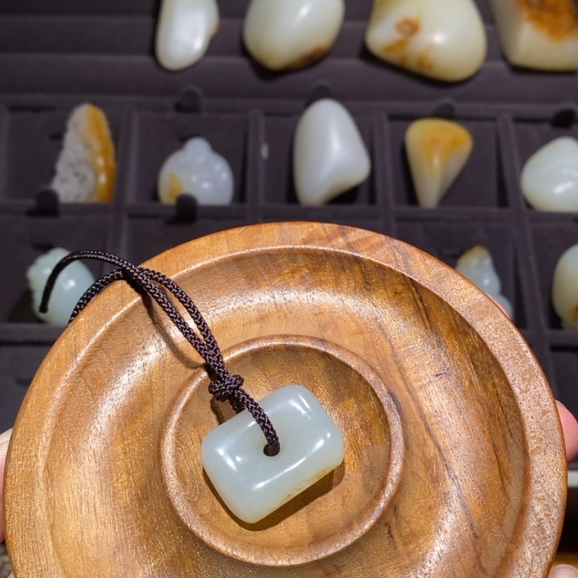 【闪购商品】未镶嵌和田玉（糖玉）珠宝奇石