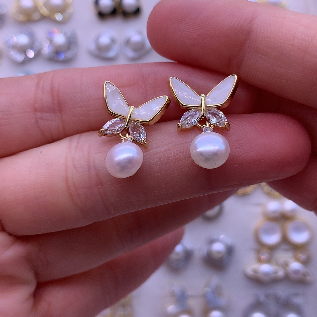 淡水珍珠耳饰合金