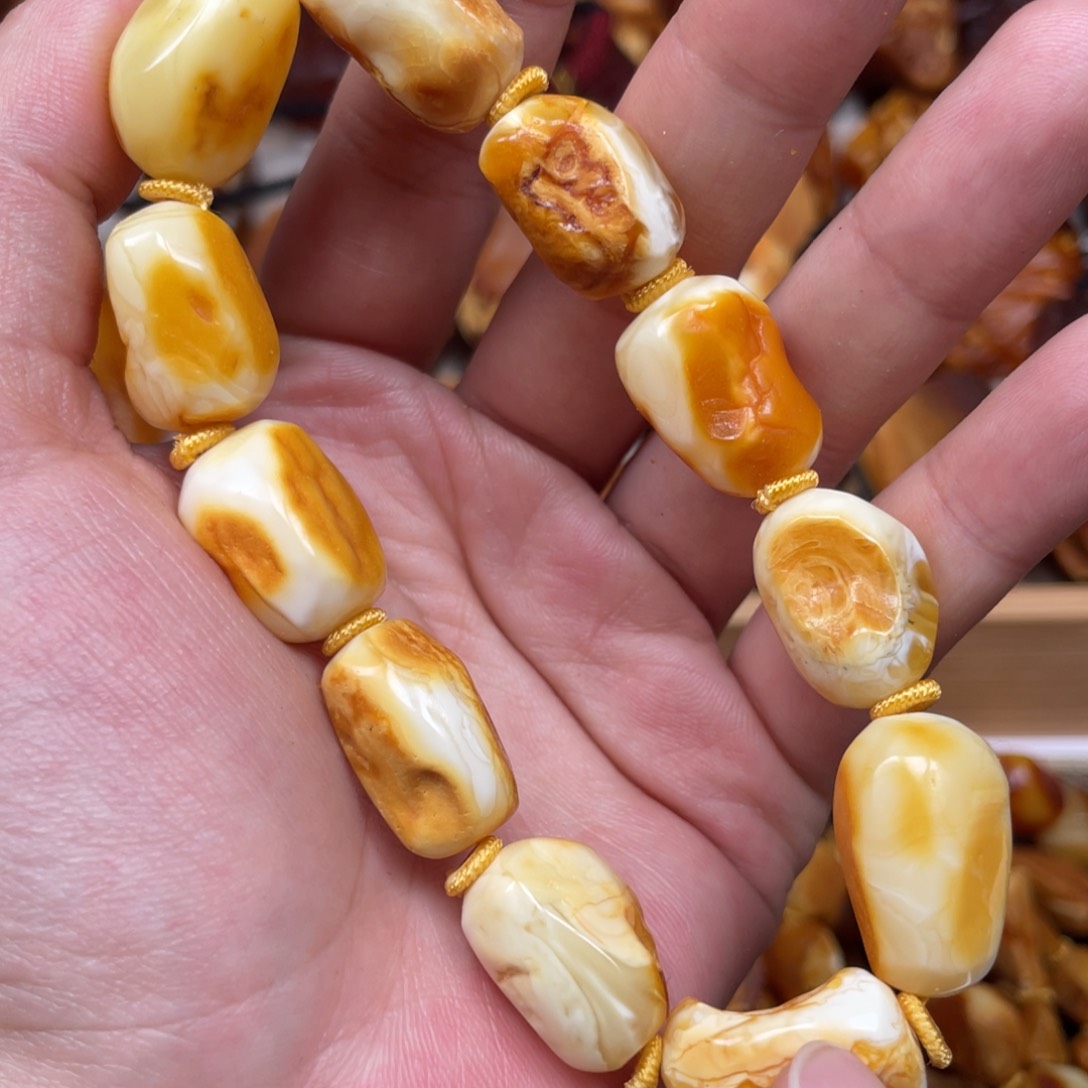 蜜蜡珠宝奇石未镶嵌