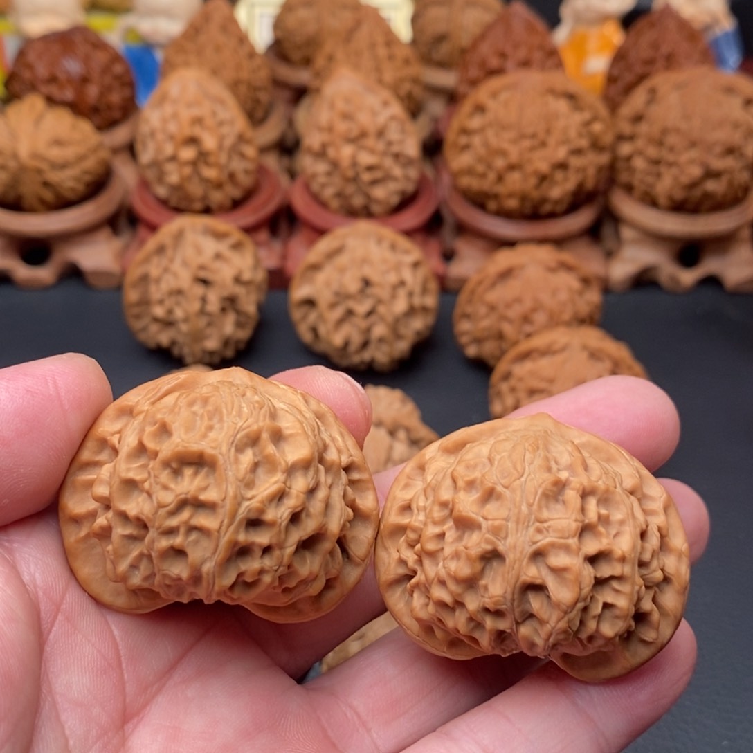 文玩核桃把件42宫灯