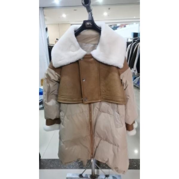 HERDERS  中长款拼色羊毛一体女款羽绒服  257992