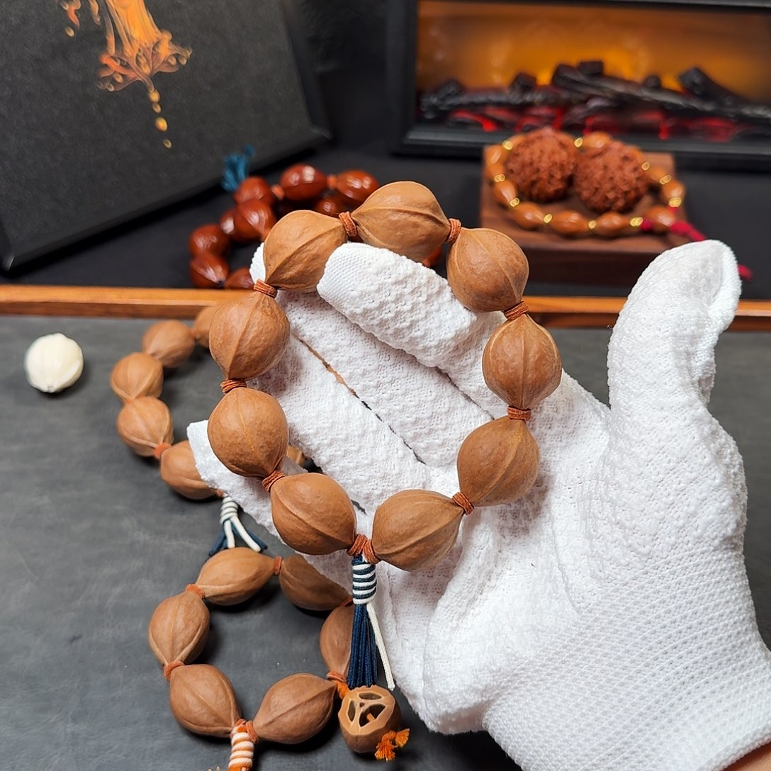 2.1*2.7大尺寸短圆款原生态梅林铁核手串