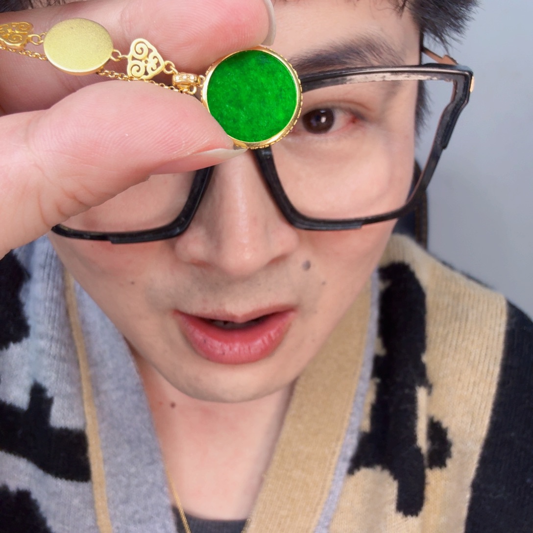 翡翠颈饰18K金镶嵌一个