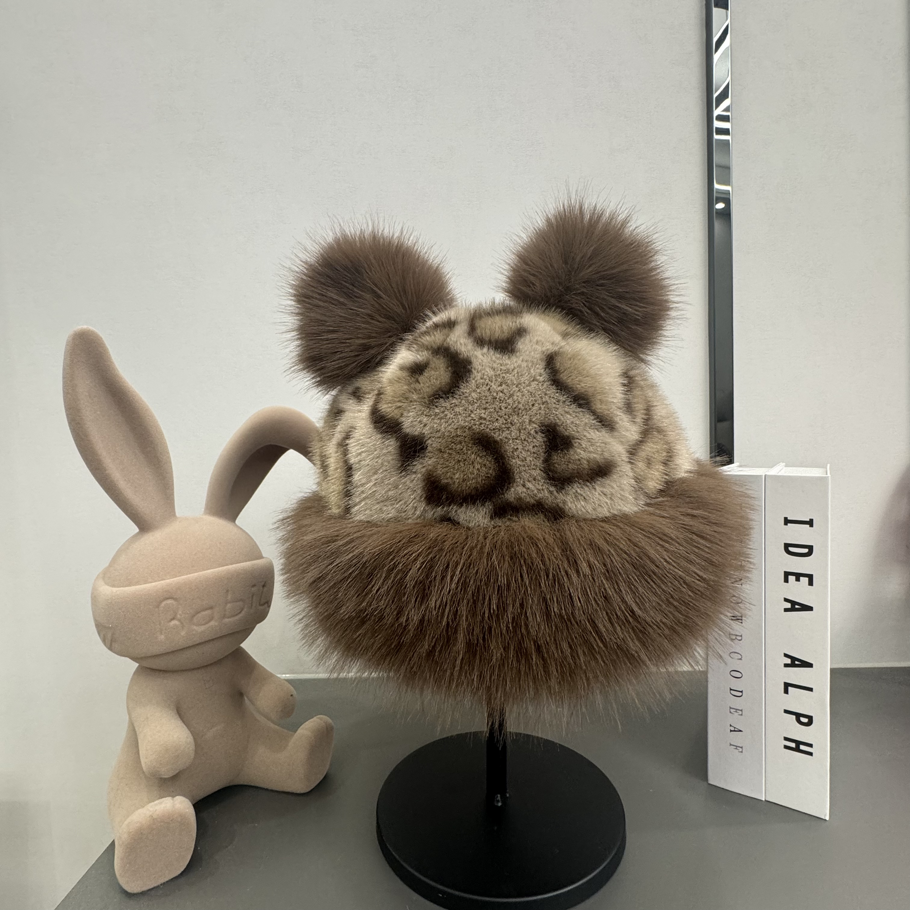 （加棉里衬）秋冬新款米奇豹纹洋气网红百搭保暖加厚护耳毛毛帽子