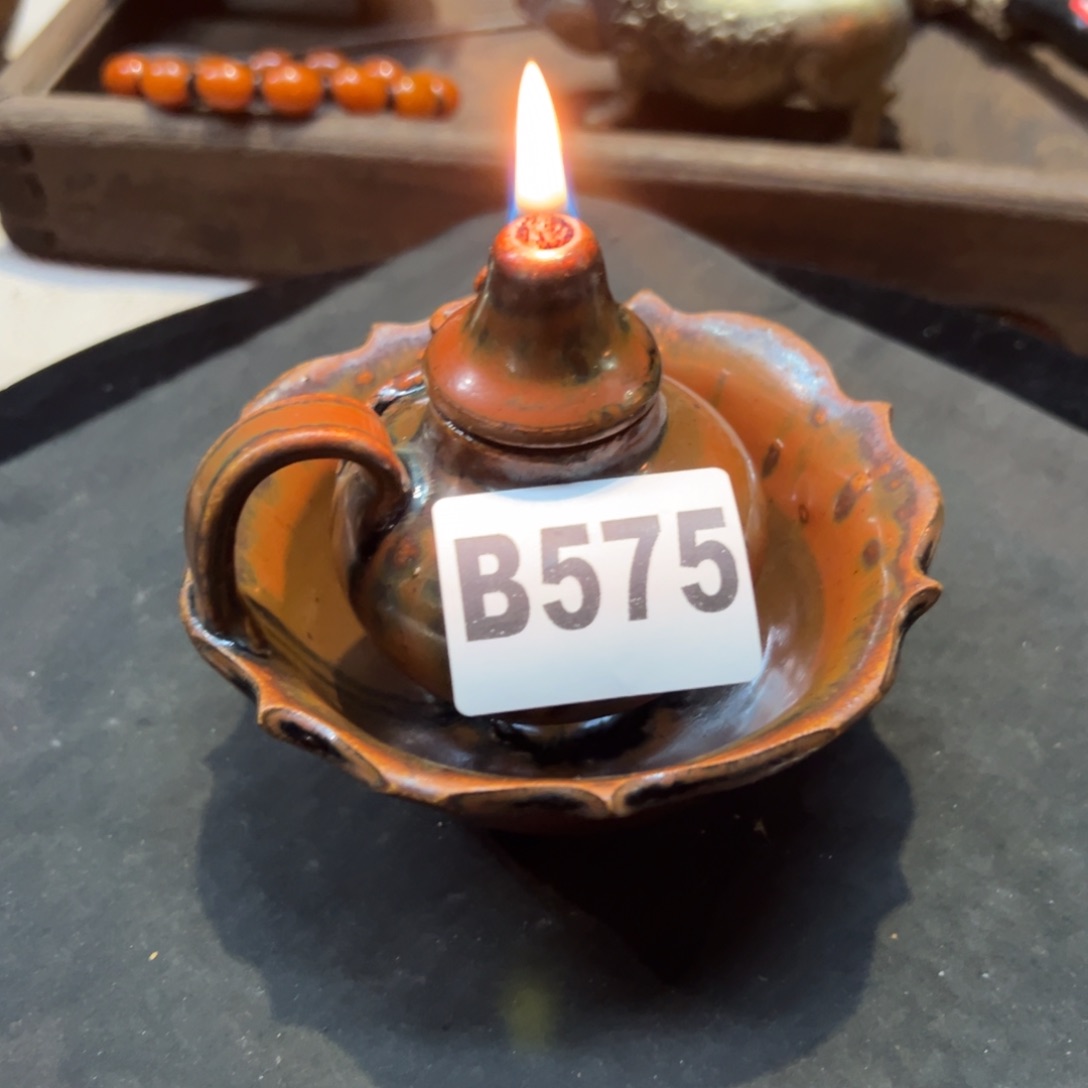 罐唐*油灯一个编号575