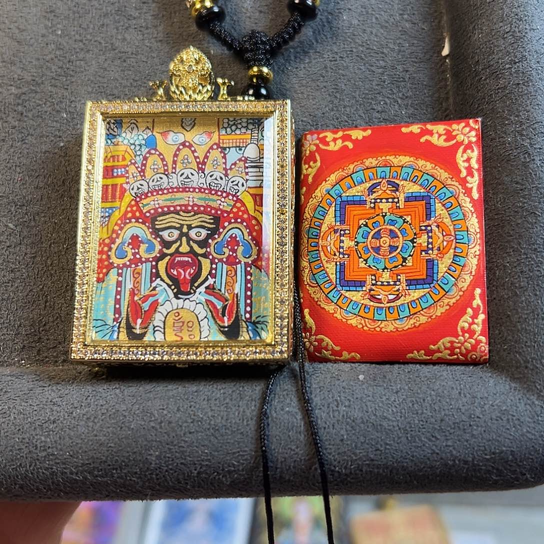 m***w吊坠扎基本尊➕红色坦诚双面