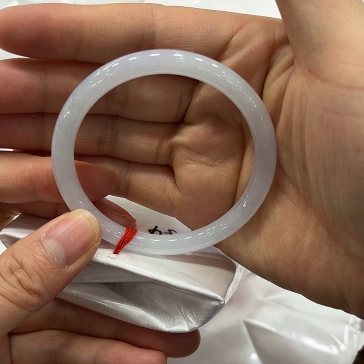 翡翠手镯未镶嵌54圆条