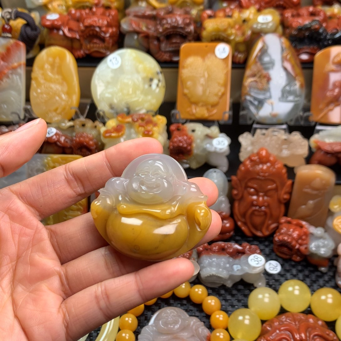 石英质玉（黄龙玉）挂件未镶嵌