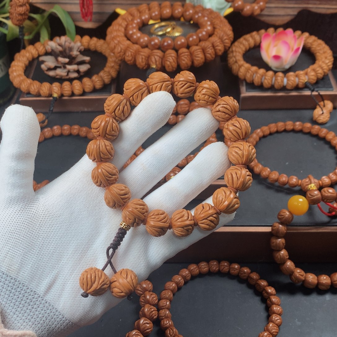 桃核吊坠16祥云手持