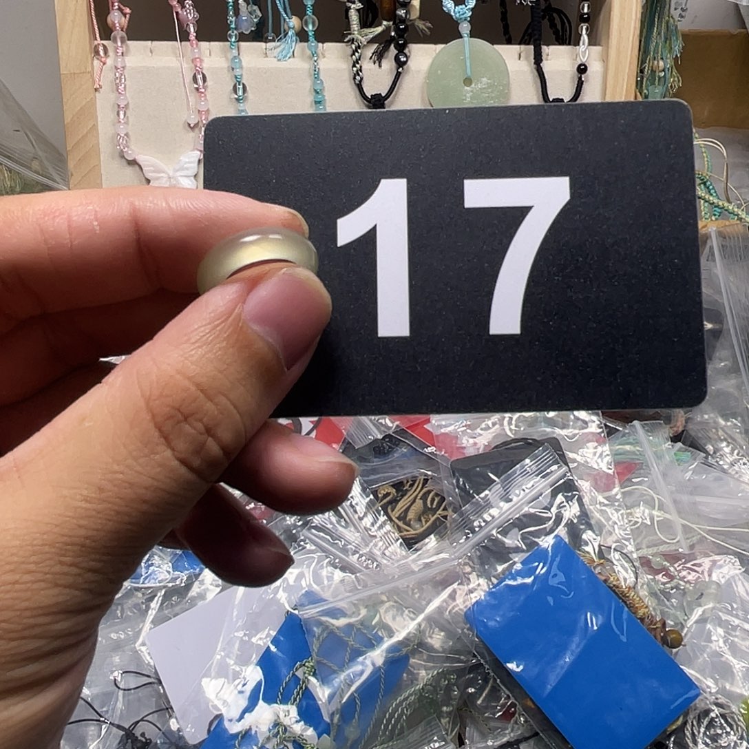 蛇纹石玉合金颈饰