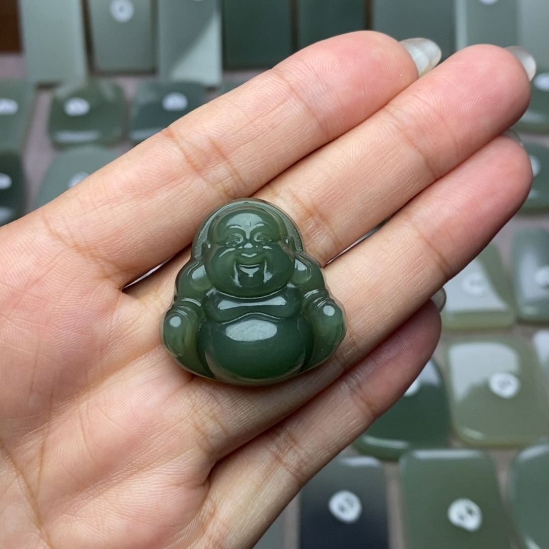 是***呀颈饰未镶嵌和田玉