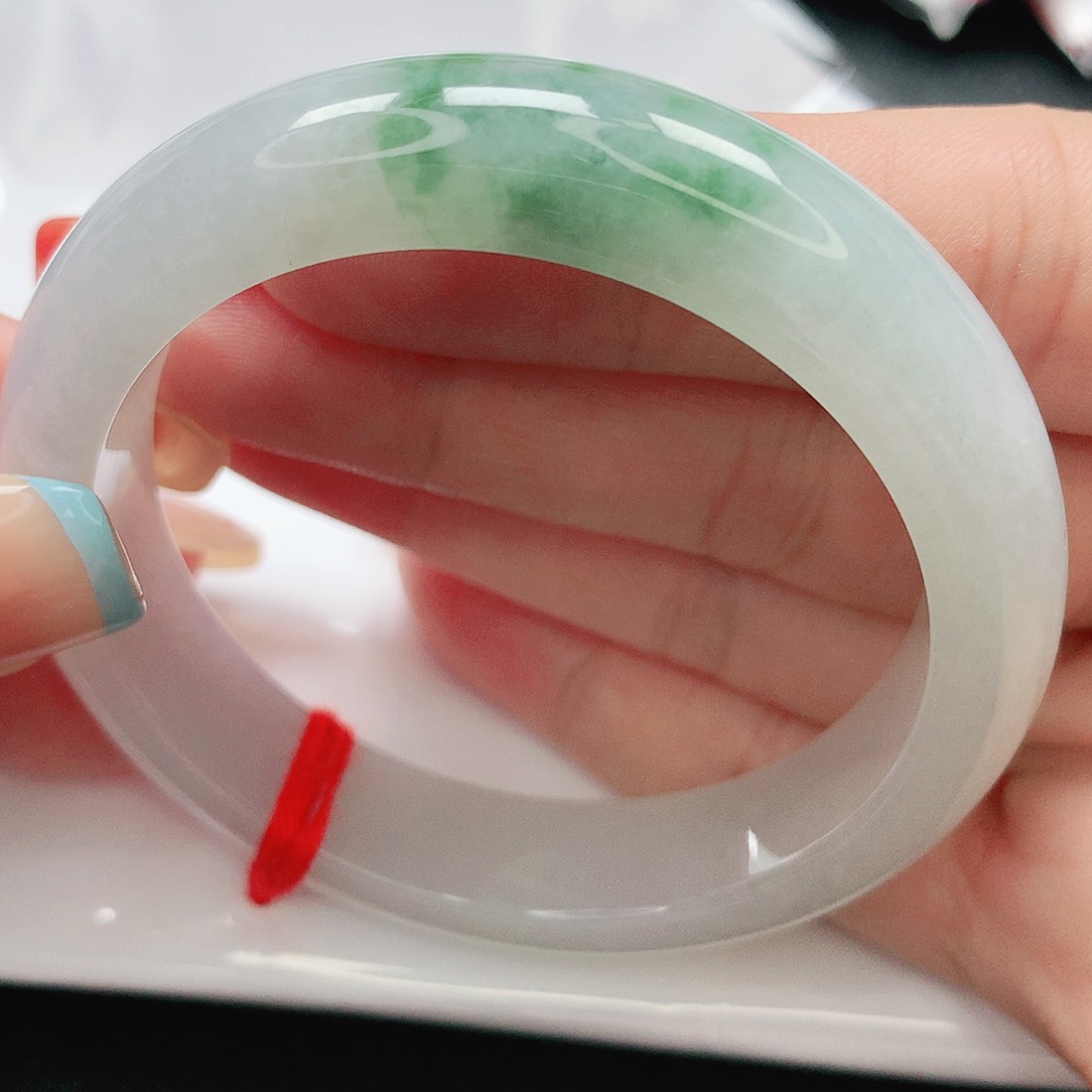 翡翠手镯未镶嵌缅甸天然A货翡翠