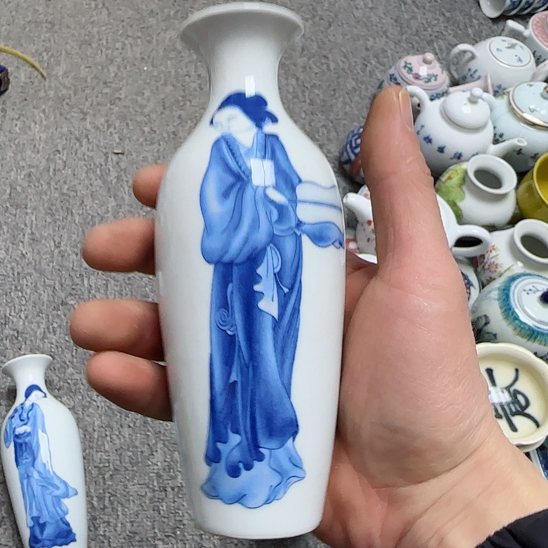 摆件瓷器的工艺技术水平