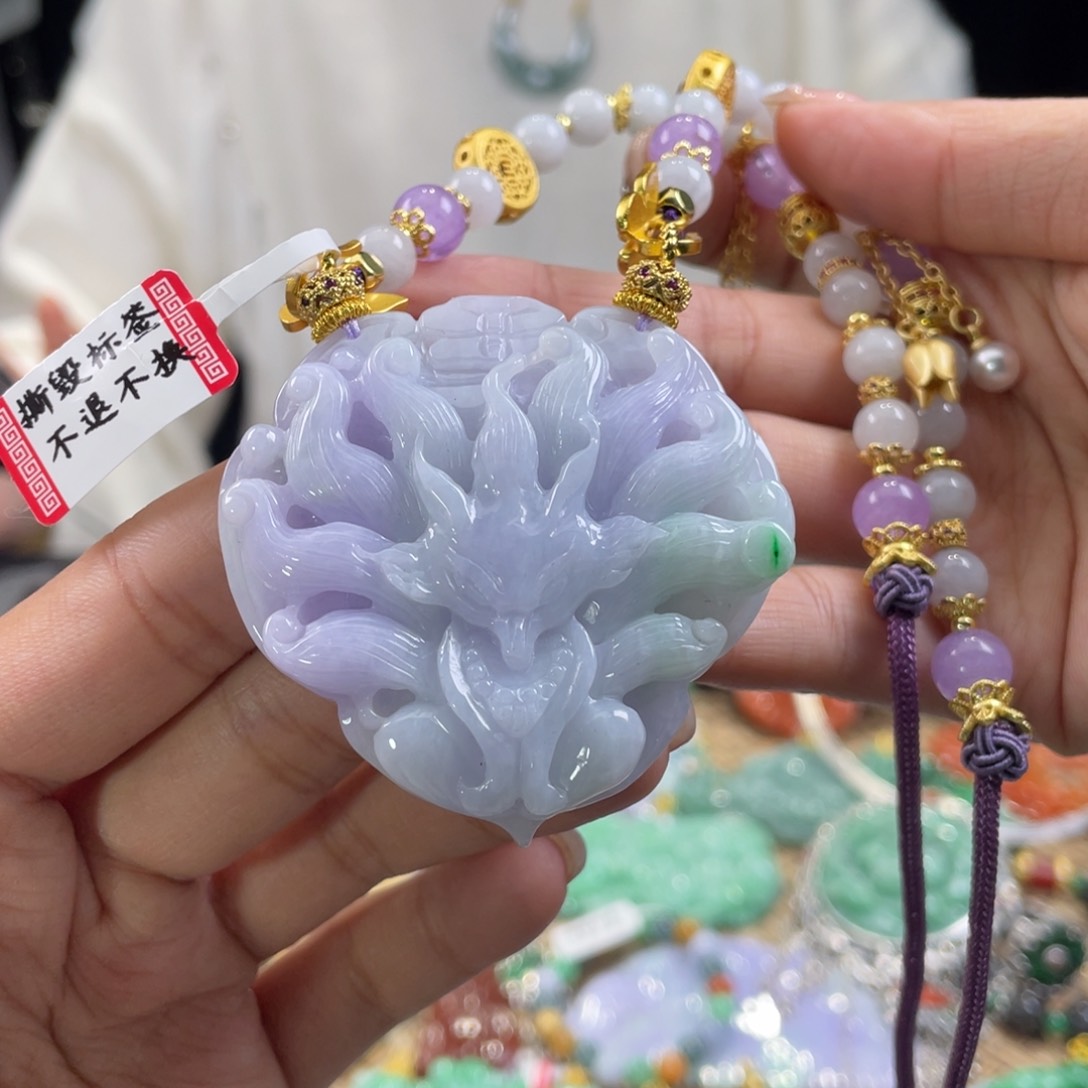翡翠颈饰未镶嵌代编织