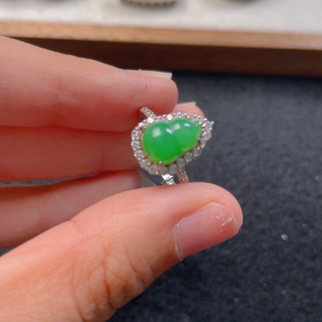 翡翠颈饰银S925镶嵌b n n n n