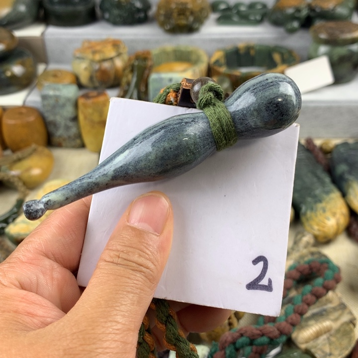 岫岩河磨玉（透闪石质玉）未镶嵌珠宝奇石