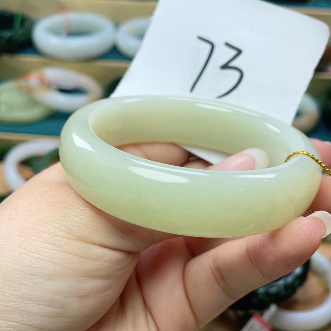 未镶嵌手镯和田玉圈口59