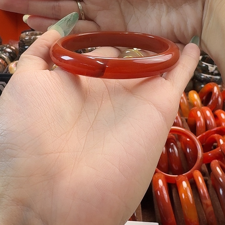 玛瑙/玉髓未镶嵌手镯