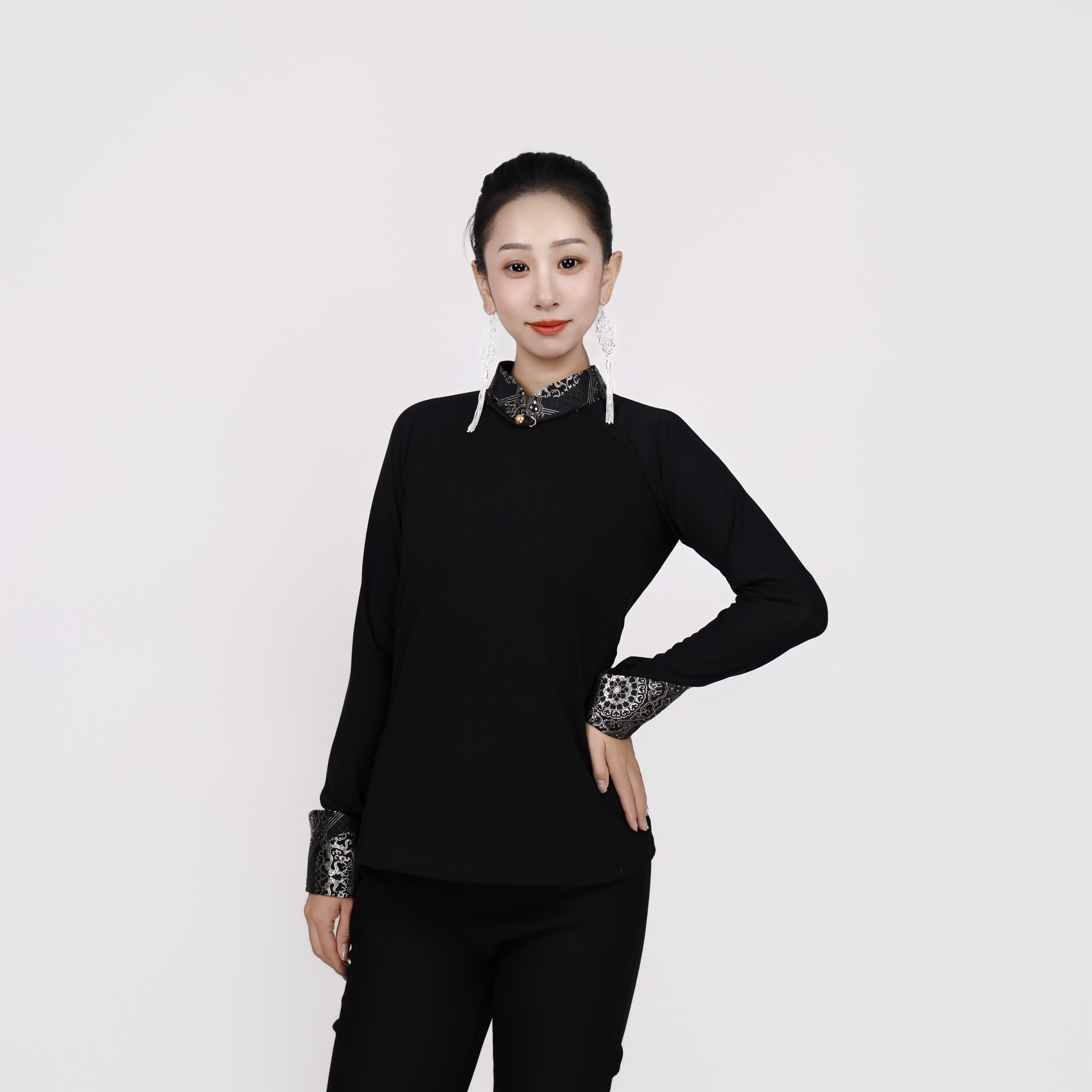 【原创设计】民族风打底衬衣女款