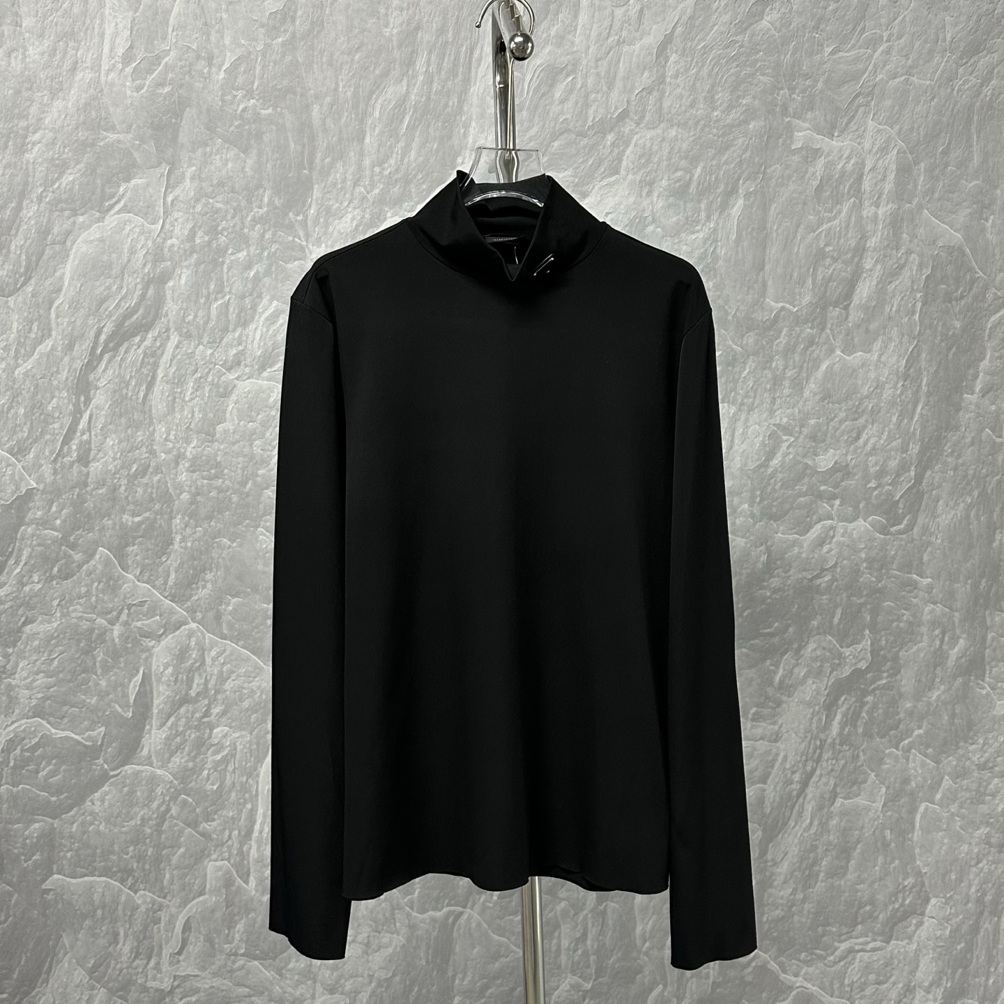 未使用 Prada/普拉达 三角钢标长袖 L码 D15874