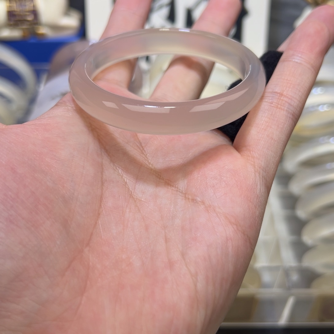 手镯玛瑙/玉髓未镶嵌