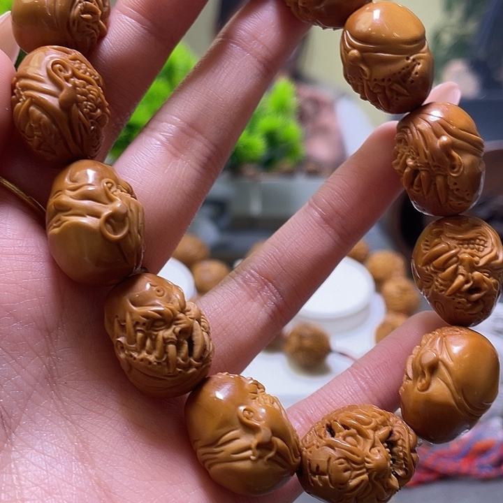 你***人吊坠橄榄核橄榄核雕