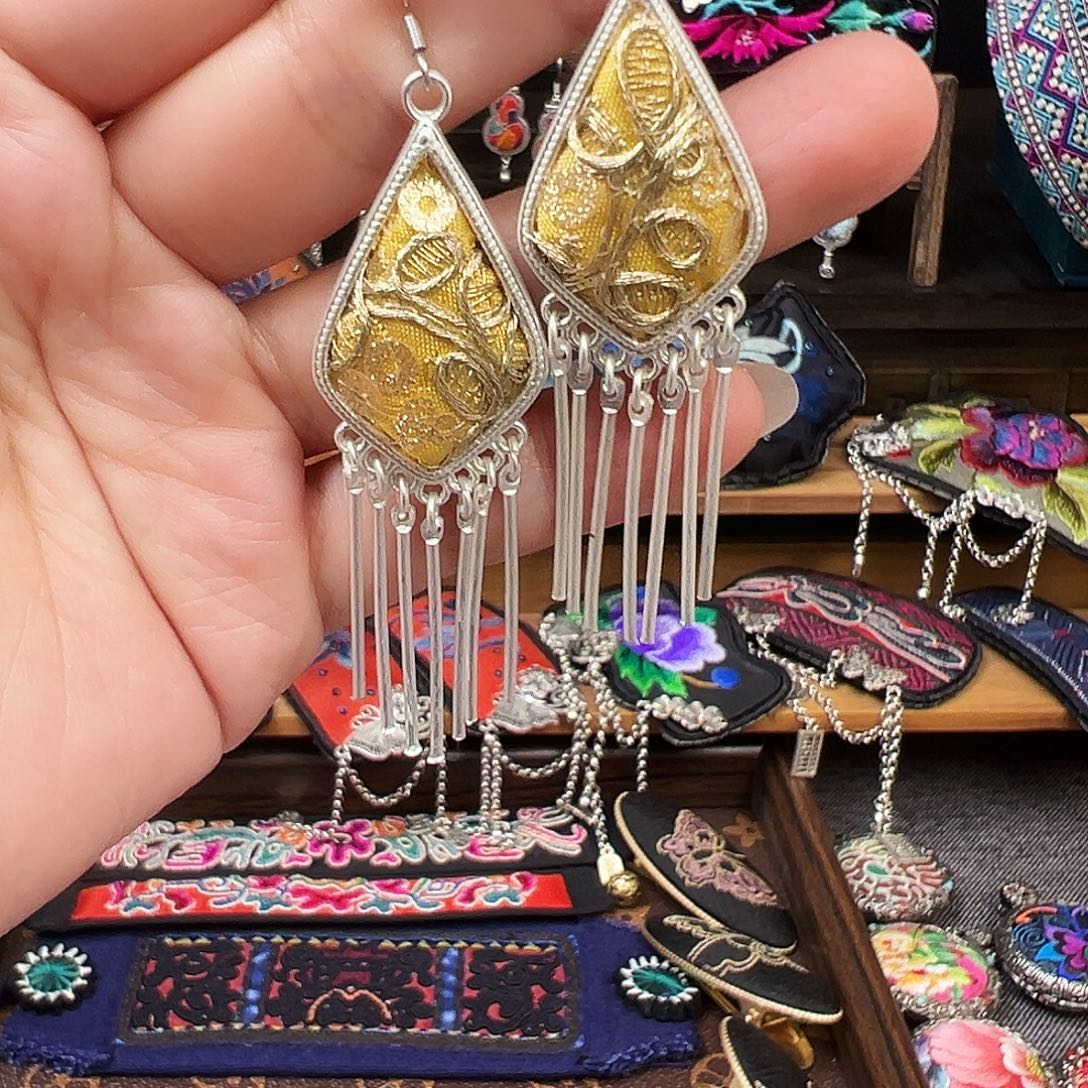 微***8织绣手工刺绣工艺品