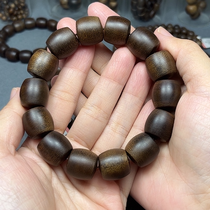 沉香沉香碎屑白棋玉化1.6