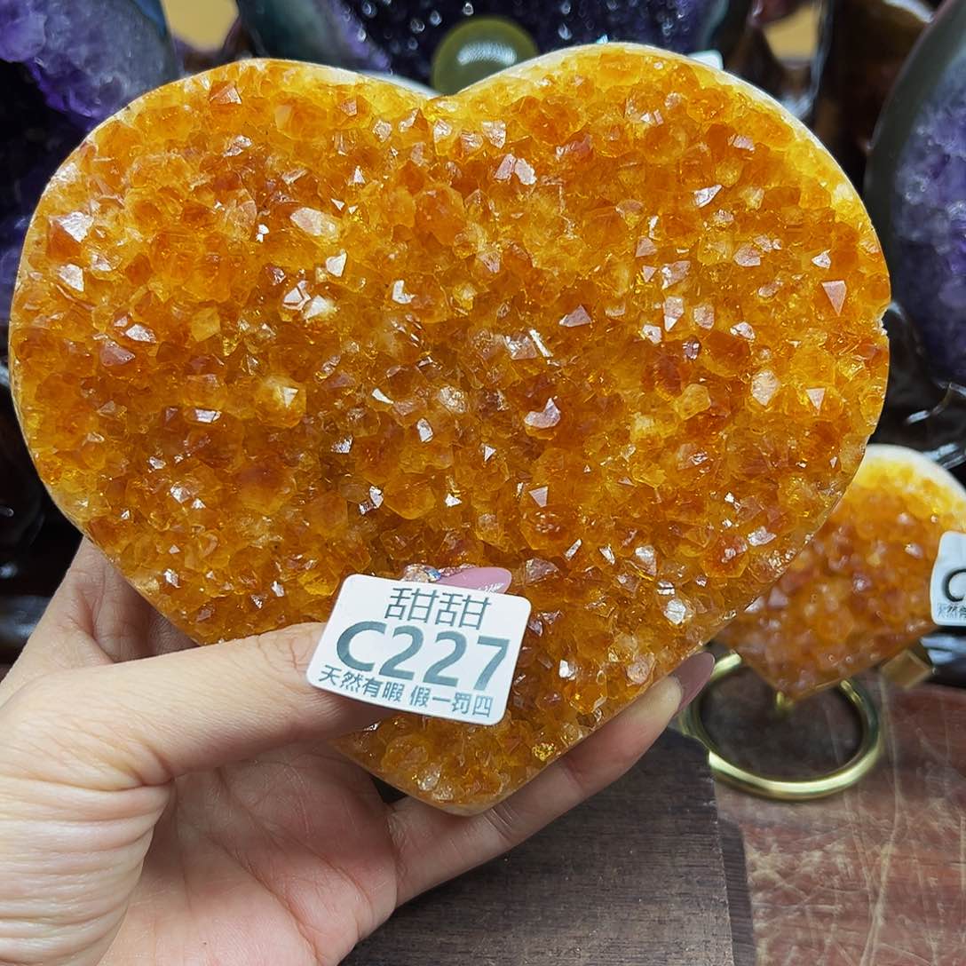 水晶大型摆件未镶嵌