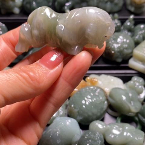 未镶嵌和田玉（糖玉）珠宝奇石