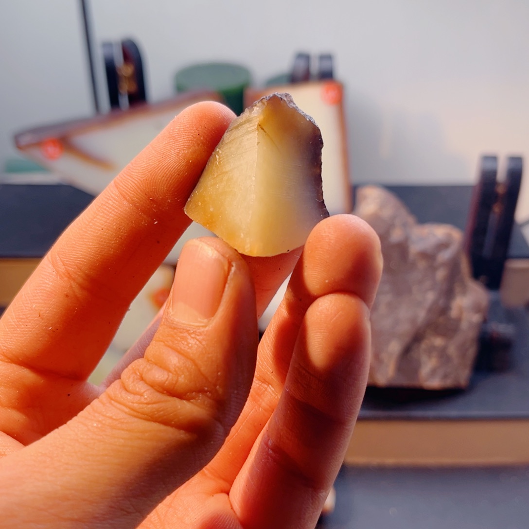 和田玉（糖玉）未镶嵌颈饰