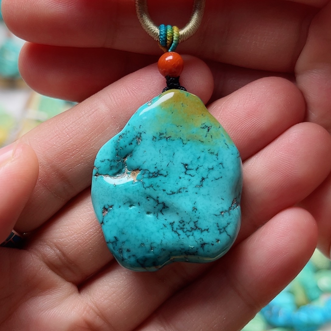 未镶嵌绿松石珠宝奇石