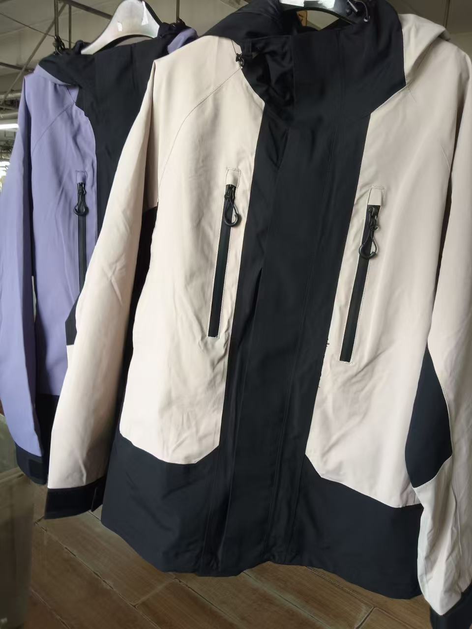 5694通用防水防风休闲薄款风衣外套登山服