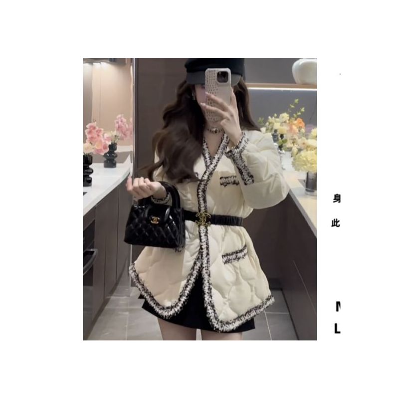 【婉儿】【冬日序曲】小香风时尚百搭冬季设计师羽绒服JJD4YRF7814
