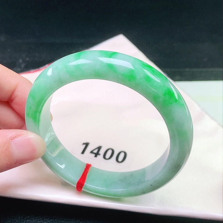 未镶嵌手镯翡翠1400