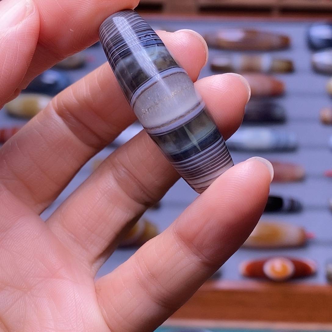 悟***学玛瑙/玉髓未镶嵌颈饰