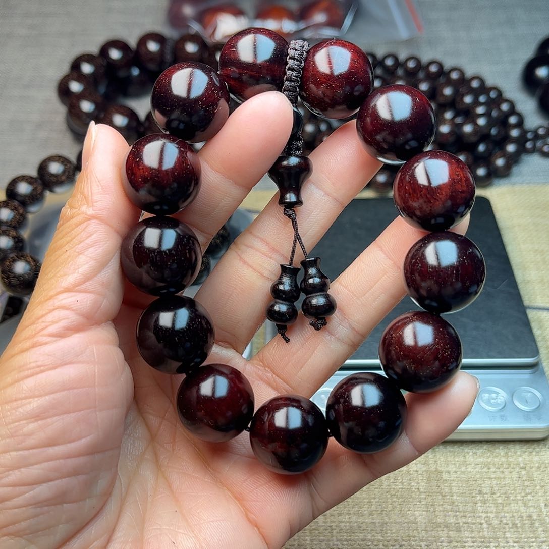 檀香紫檀（小叶紫檀）1.8 13颗