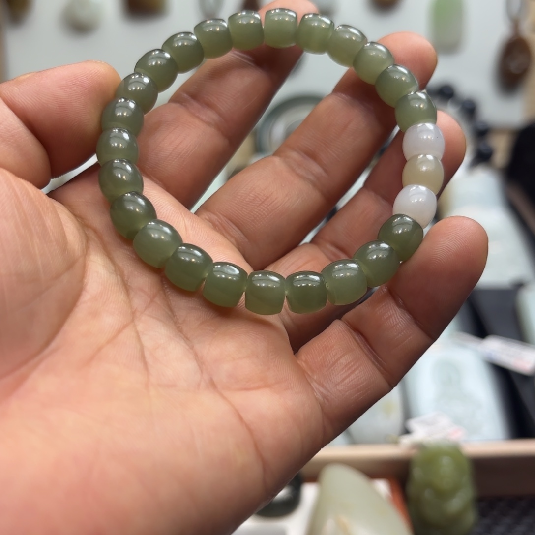 和田玉未镶嵌项圈