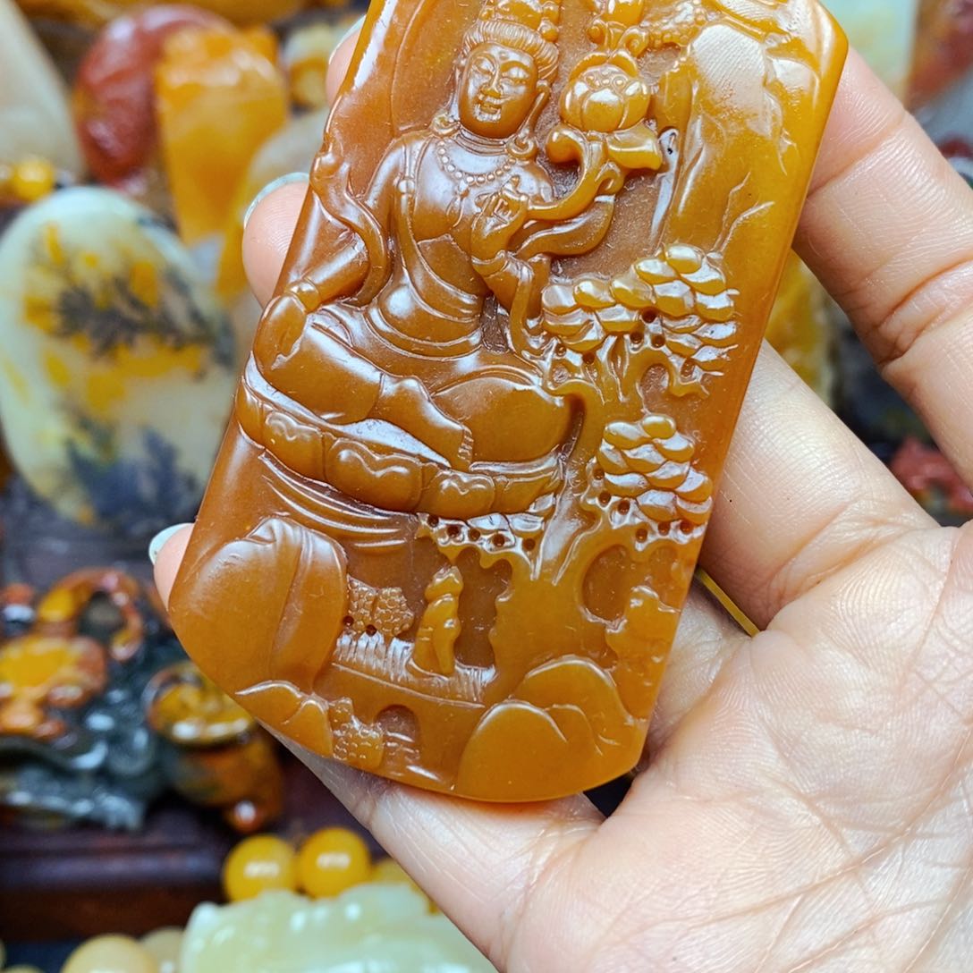 石英质玉颈饰未镶嵌